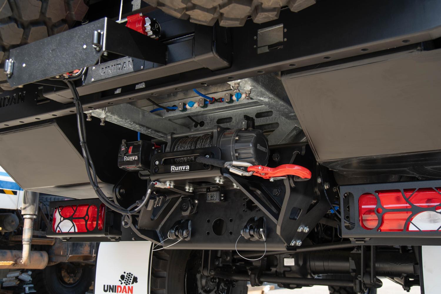 UNIDAN CERTIFIED REAR CROSSMEMBER WITH INTEGRATED WINCH MOUNT