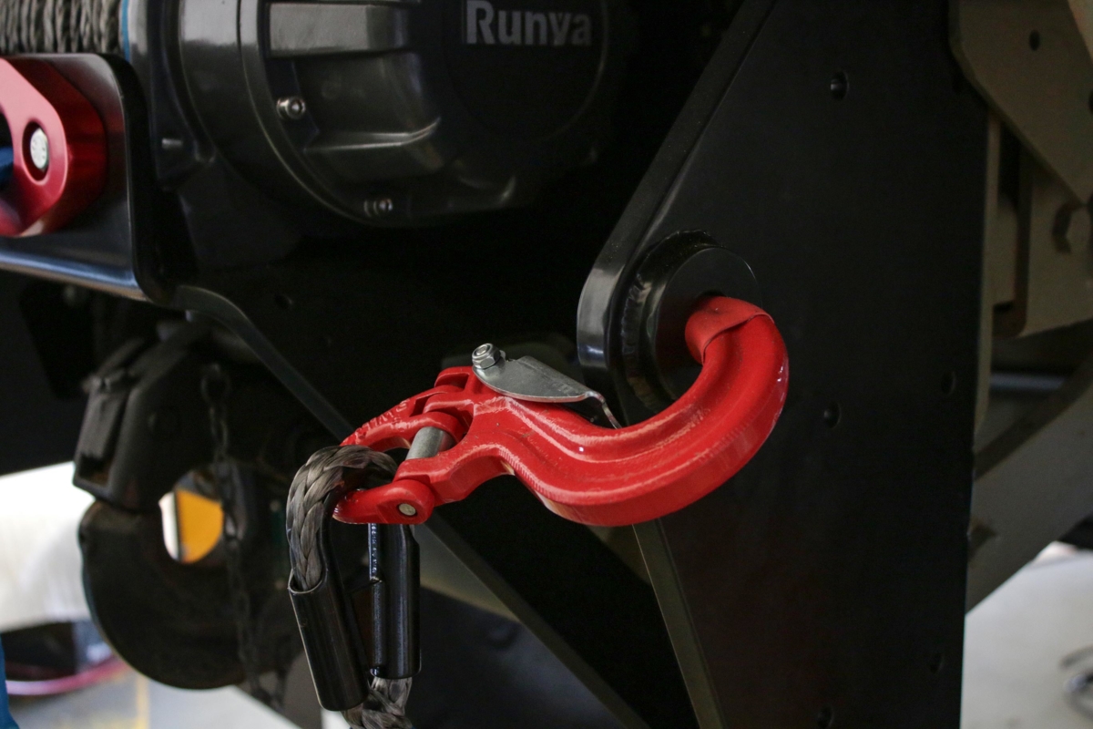 UNIDAN CERTIFIED REAR CROSSMEMBER WITH INTEGRATED WINCH MOUNT